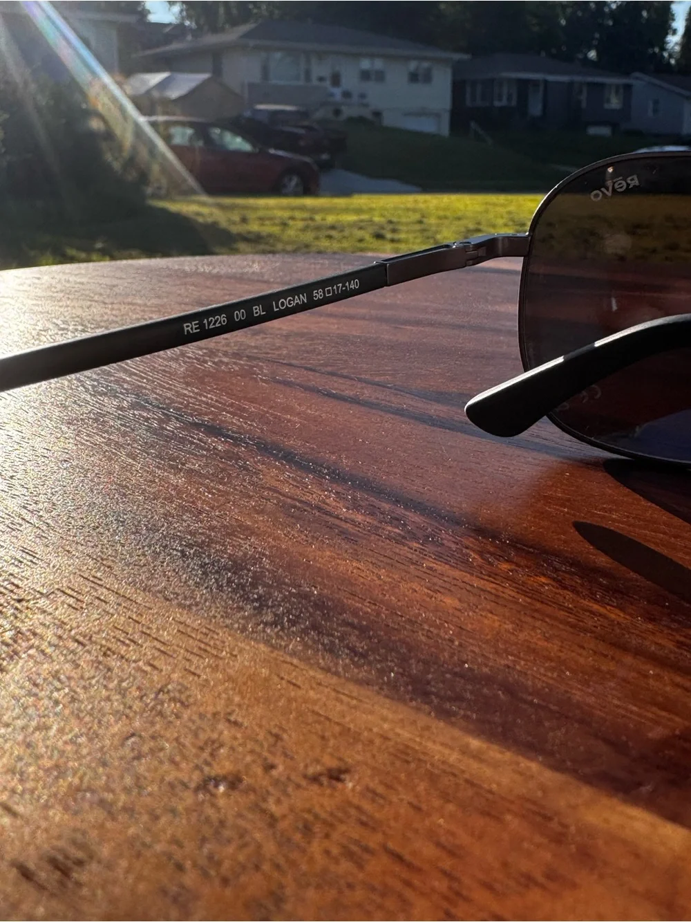 REVO LOGAN RE1226 00 BL Aviator Style  Polarized Sunglasses unisex Like NEW